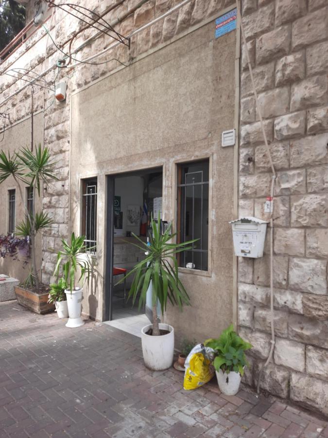 Superior Motel Haifa Exterior photo